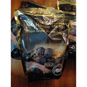 3 Bags Of German Horse Muffins in Resealable Pouch, 6-Pounds Exp. 01/2027